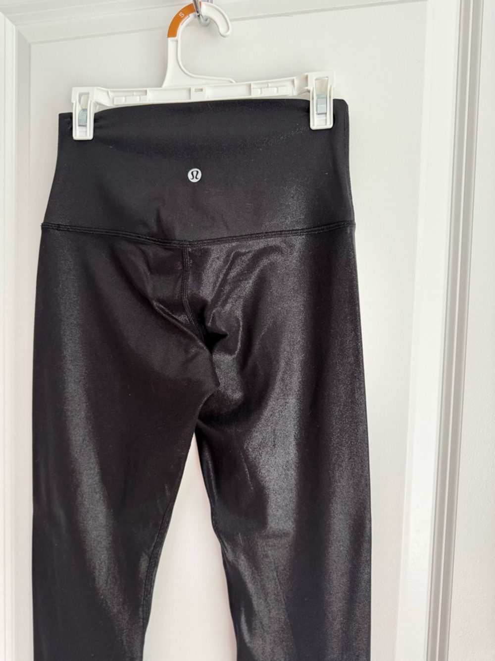 Lululemon High-Rise Black Shiny Leggings 4